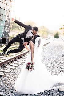 Fotografo di matrimoni Nikos Krikelis (krikelis). Foto del 7 gennaio 2020