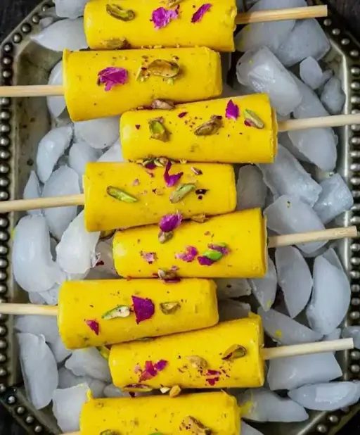 Rabdi Kesar Pista Kulfi