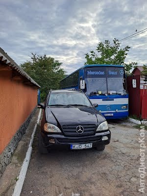 продам авто Mercedes ML 270 M-klasse (W163) фото 2