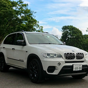 X5 E70