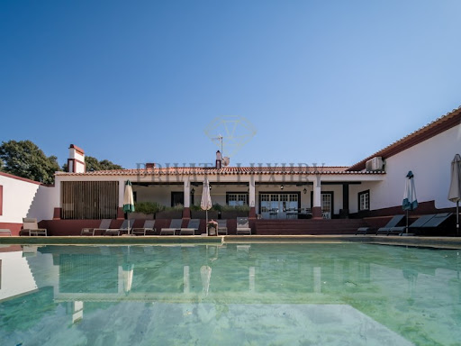 Corps de ferme avec piscine 5