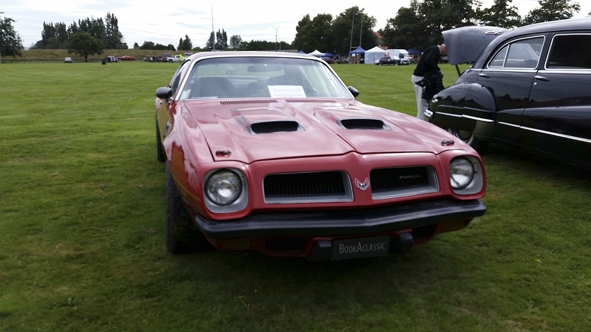 Pontiac Firebird Hire Nightcaps