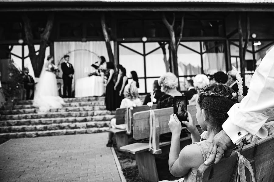 Wedding photographer Gábor Badics (badics). Photo of 12 November 2021