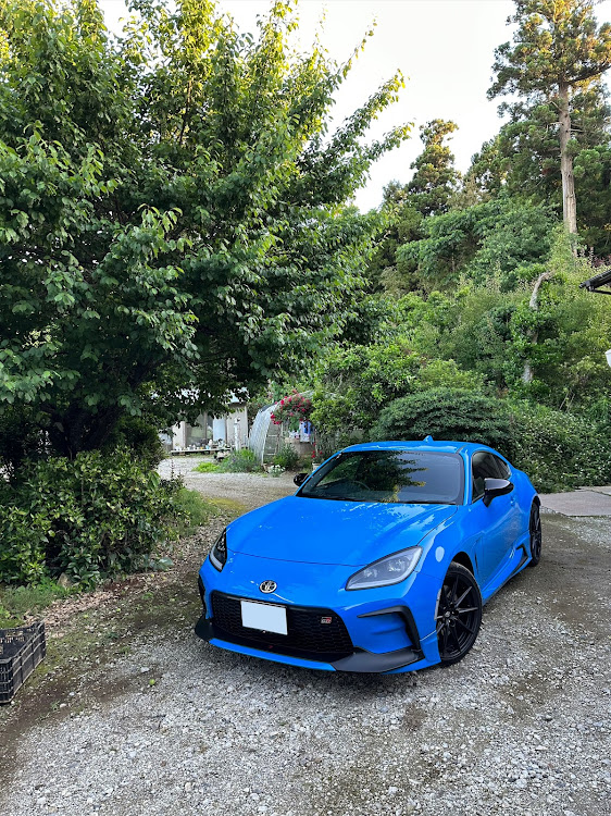 GR86のブライトブルーⅡ・C型・梅と愛車・梅酒・いつもいいねありがとうございます😊に関するカスタム事例の投稿画像2枚目