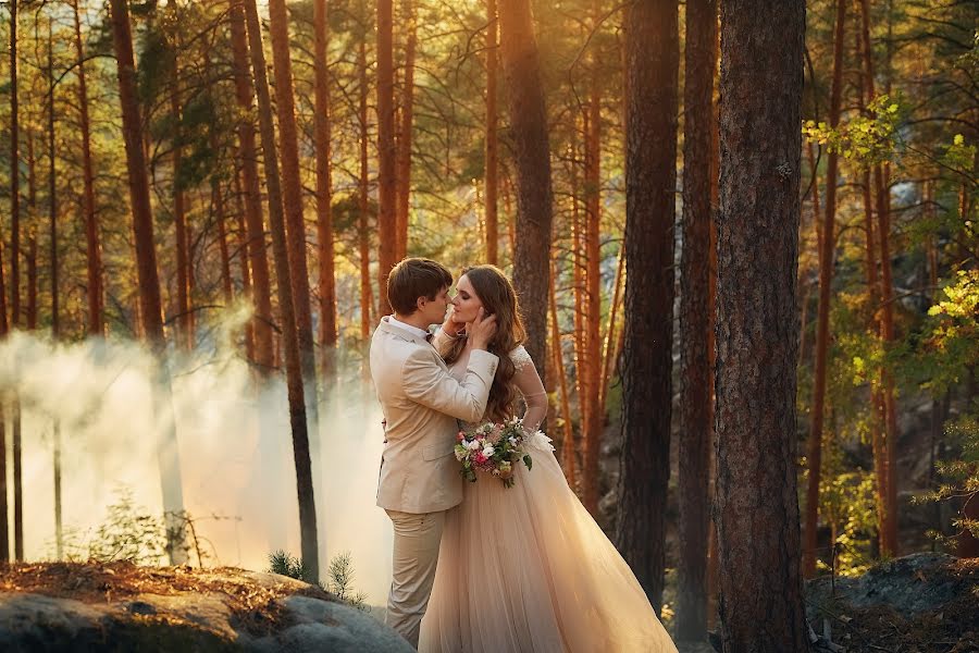 Fotógrafo de bodas Aleksey Layt (lightalexey). Foto del 7 de mayo 2019