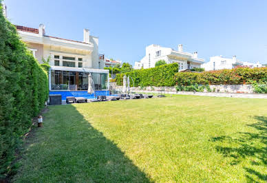 House with pool and terrace 5