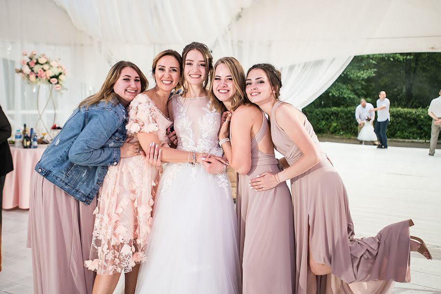 Photographe de mariage Alla Eliseeva (alenkaaa). Photo du 21 septembre 2019