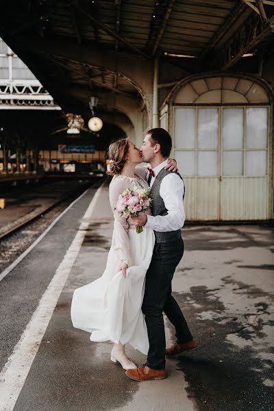 Fotógrafo de casamento Mariya Kotova (pasairen). Foto de 27 de janeiro 2020