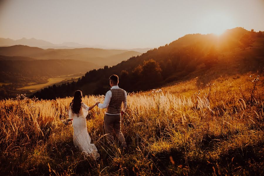 Fotografo di matrimoni Paweł Dłubacz (paulusus). Foto del 7 novembre 2023