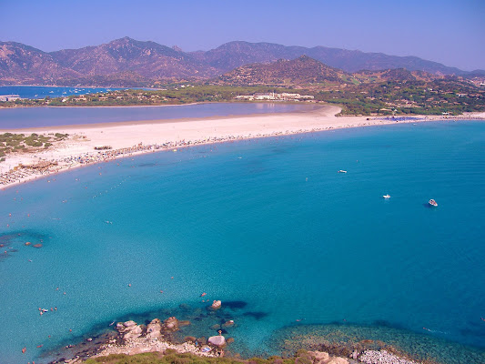 Nell'azzurro mare d'agosto di utente cancellato