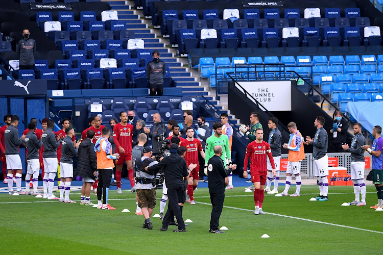 📷  Liverpool salué par Manchester City après son sacre