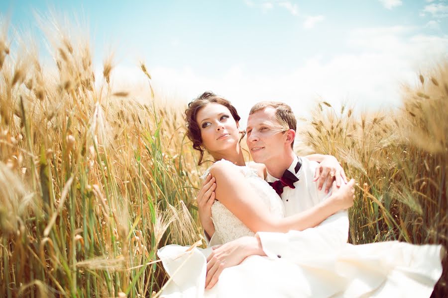 Fotógrafo de casamento Tatyana Shakhunova (sov4ik). Foto de 30 de julho 2014