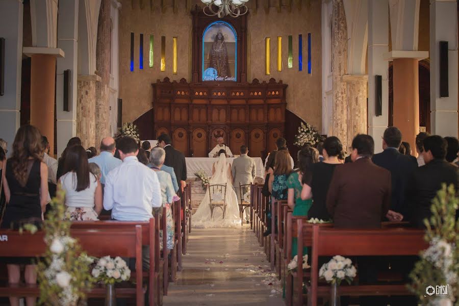 Fotógrafo de bodas Adrian Saavedra (emisafv). Foto del 11 de mayo 2023