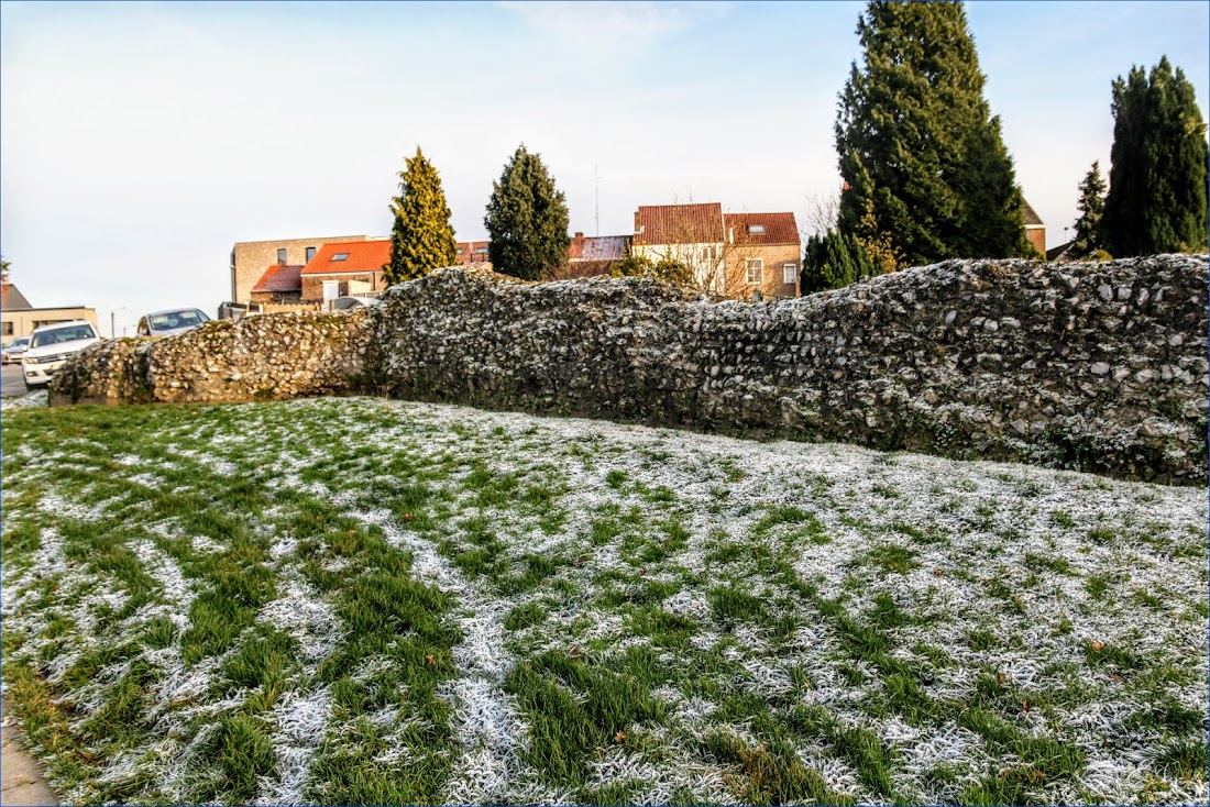 Тонгерен (Tongeren) - самый древний город Бельгии (декабрь 2021).