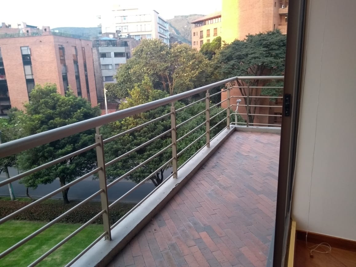 Apartamento En Venta - La Carolina, Bogota