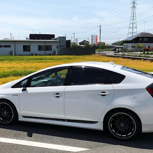 プリウス ZVW30