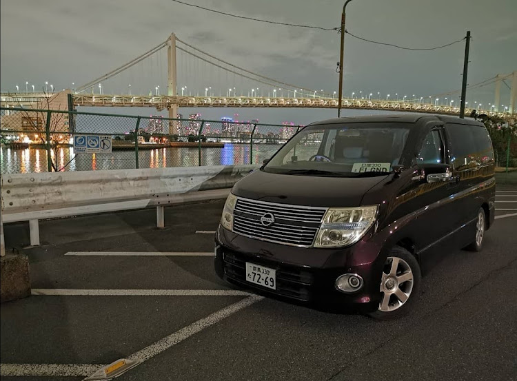 エルグランドのみなとみらい・みなとみらい夜景・イタリア街・イタリア街と愛車・品川埠頭に関するカスタム事例の投稿画像5枚目