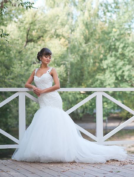 Fotógrafo de casamento Aleksandra Kharlamova (akharlamova). Foto de 14 de novembro 2015