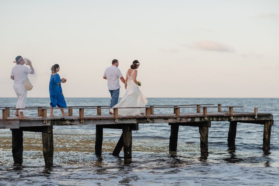 Fotógrafo de bodas Klaudia Ramirez (klaudiaramirez). Foto del 1 de abril 2023