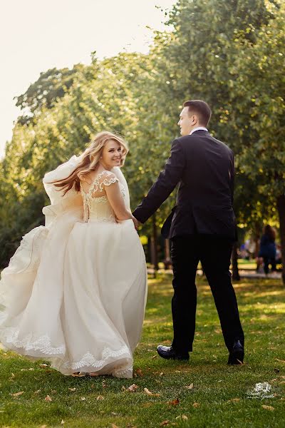 Fotógrafo de casamento Inessa Grushko (vanes). Foto de 18 de fevereiro 2019