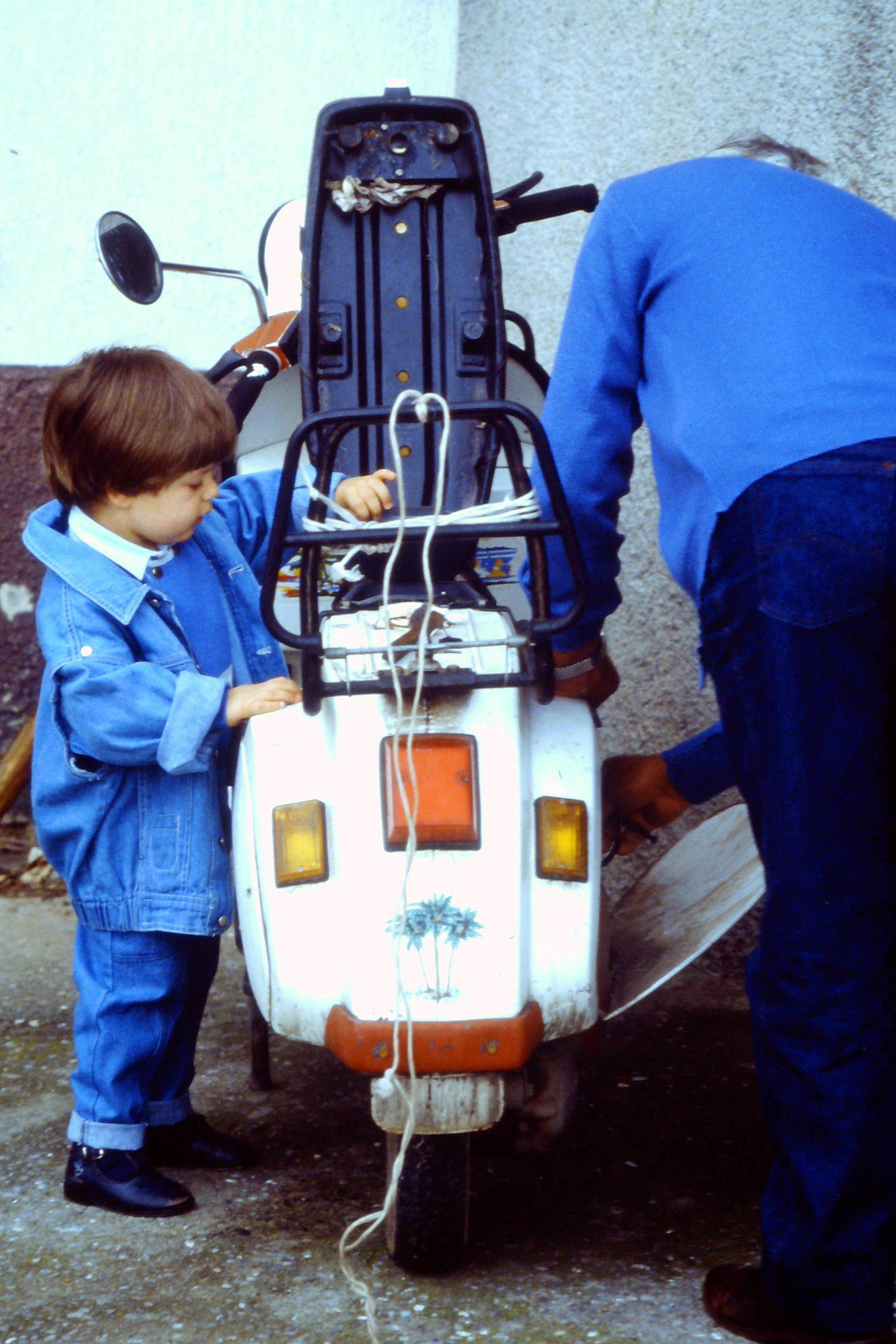 Vecchia e malconcia. Ma a nonno e nipote piace molto. di dotlinob