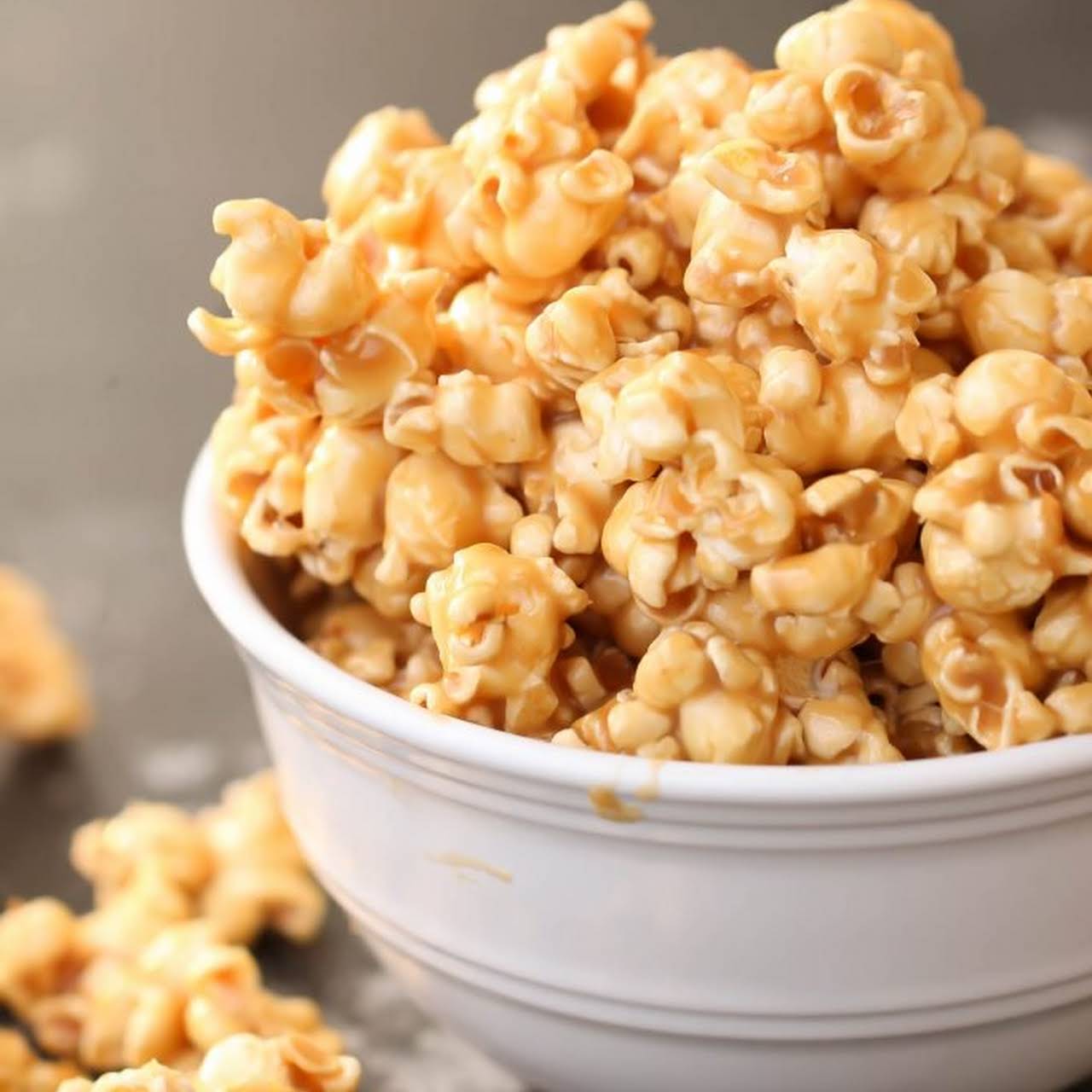 Homemade Caramel Popcorn