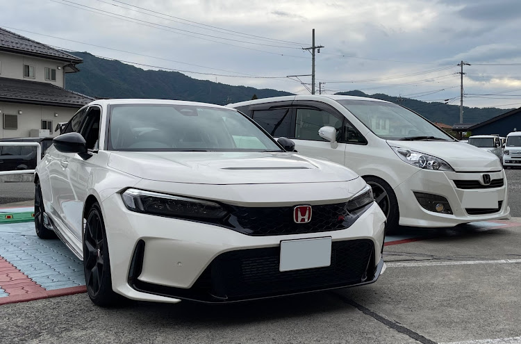 ステップワゴンのシビックタイプR・FL5タイプR・ステップワゴンRG・納車はまだ先に関するカスタム事例の投稿画像2枚目