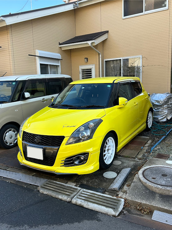 スイフトスポーツのあけましておめでとうございます・今年1年ありがとうございました・洗車・ENKEI・スイフトスポーツに関するカスタム事例の投稿画像1枚目
