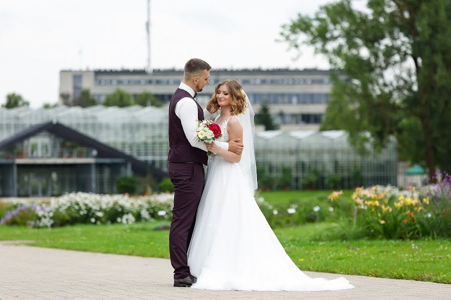 Fotógrafo de casamento Emma Kuzina (emmakuzina). Foto de 30 de janeiro 2020