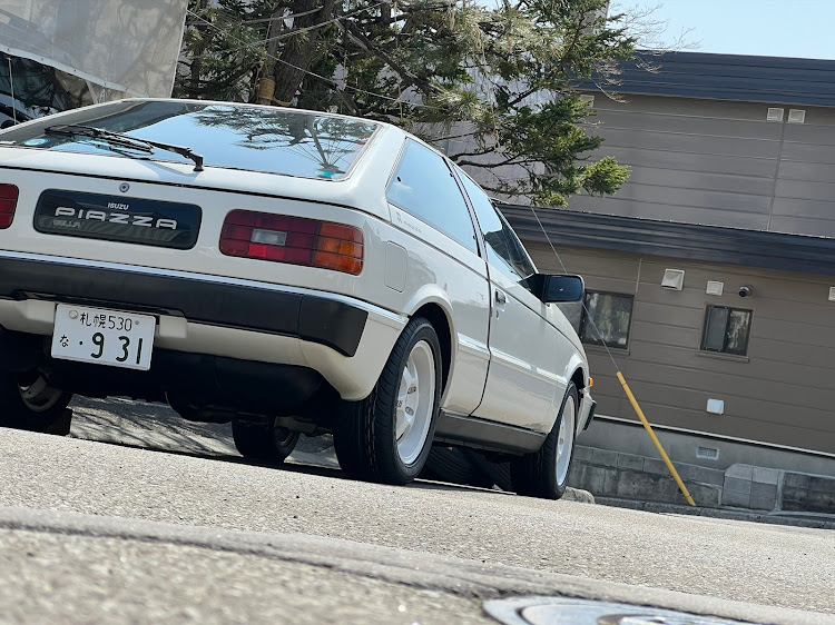 ピアッツァの#いすゞ・ピアッツァ・いすゞピアッツァに関するカスタム事例の投稿画像2枚目