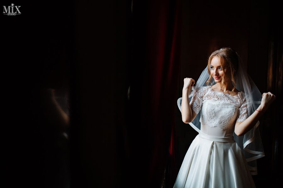 Fotógrafo de casamento Sem Shevel (mixodua). Foto de 8 de agosto 2019