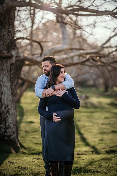 Wedding photographer Sam Cameron (augustandvine). Photo of 1 September 2020