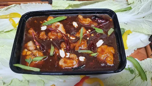 Chicken In Kung Pao Gravy