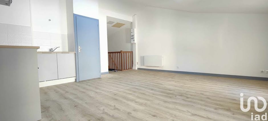 Vente appartement 2 pièces 41 m² à Surgères (17700), 137 000 €