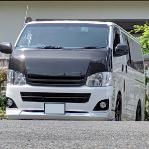 ハイエース