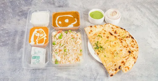 Paneer Chur-Chur Naan Thali