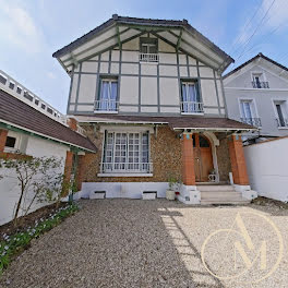 maison à Enghien-les-Bains (95)