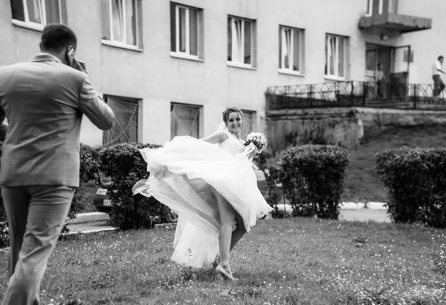 Fotógrafo de bodas Ira Perova (irinaperovaphoto). Foto del 1 de octubre 2019