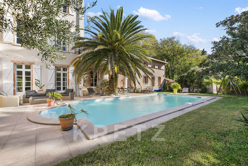 House with pool and terrace 1