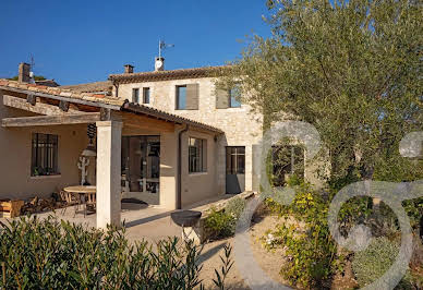 House with pool and terrace 18