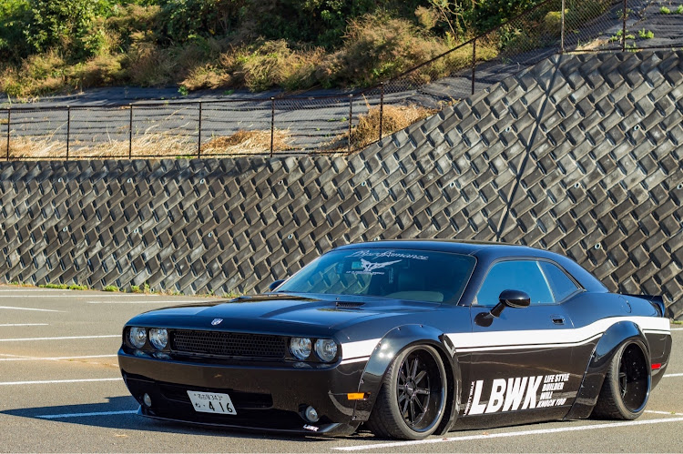 チャレンジャーの#昔の愛車・LB★WORKS・緊急事態宣言・医療従事者にエールを❗️・セクシーボディ選手権に関するカスタム事例の投稿画像1枚目