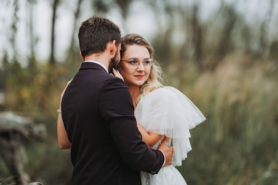 Photographe de mariage Pozytywnie Obiektywni (wiktorskladanek). Photo du 15 décembre 2023