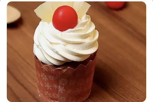 Pineapple Cupcake [1 Piece]