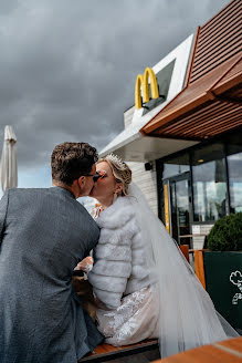 Fotógrafo de bodas Slavyana Yaroshuk (slavianayarashuk). Foto del 6 de marzo 2023