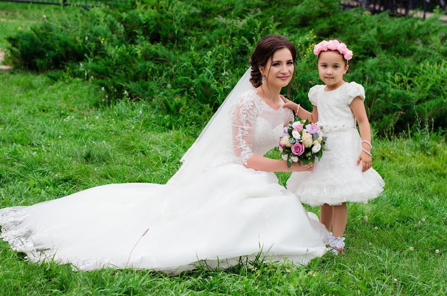 Photographe de mariage Elena Minazova (elenmoon). Photo du 20 août 2017