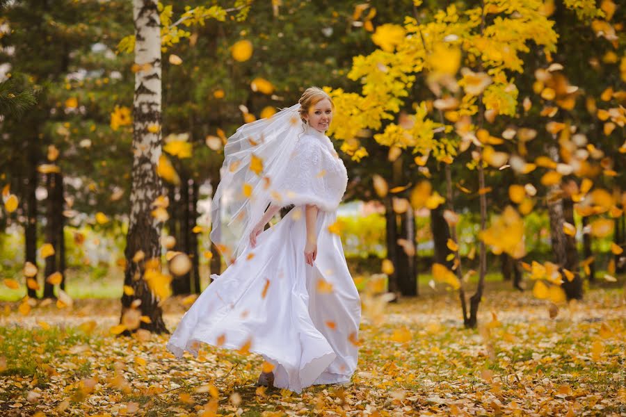 Fotógrafo de casamento Mescheryakova Inna (innam). Foto de 30 de setembro 2014