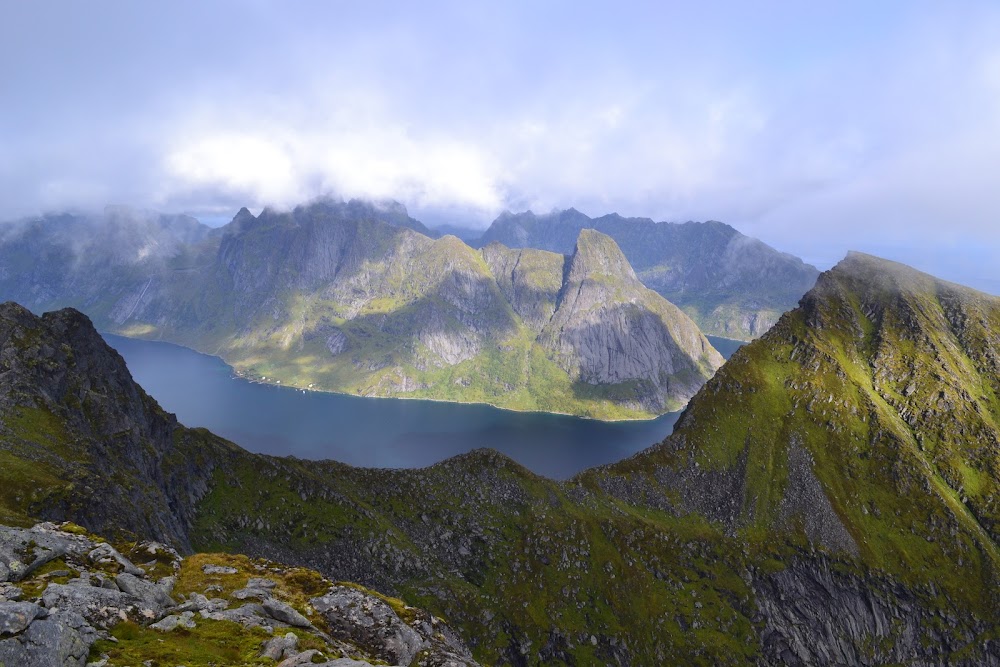 Каникулы троллей на островах Senja, Vesteralen и Lofoten в августе 2018