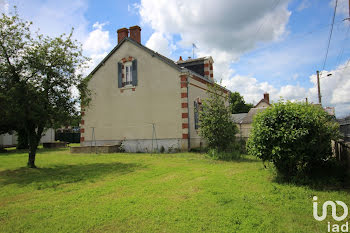 maison à Cours-les-Barres (18)