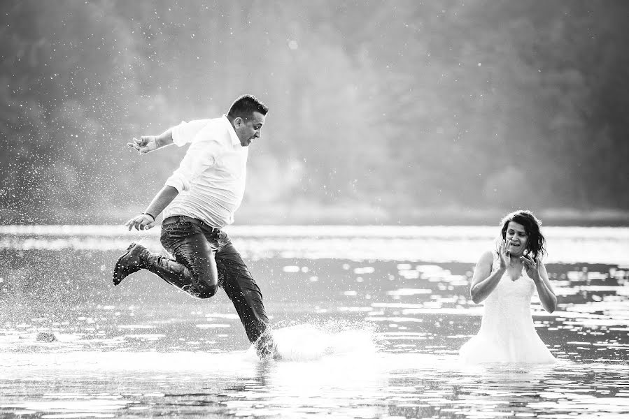 Fotógrafo de casamento Flaviu Almasan (flaviualmasan). Foto de 20 de outubro 2018