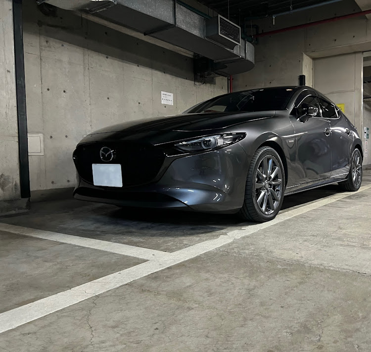 MAZDA3の地下駐車場に関するカスタム事例の投稿画像1枚目